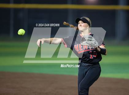 Thumbnail 3 in Rockwall-Heath vs Rowlett (UIL Region 2  Bi District) photogallery.