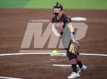 Thumbnail 3 in Rockwall-Heath vs Rowlett (UIL Region 2  Bi District) photogallery.