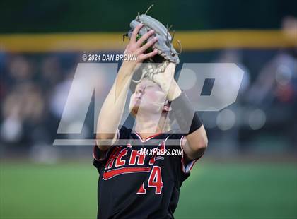 Thumbnail 2 in Rockwall-Heath vs Rowlett (UIL Region 2  Bi District) photogallery.