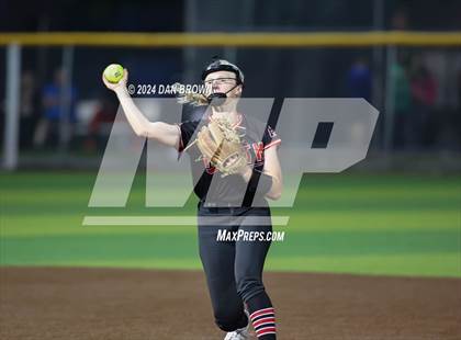 Thumbnail 3 in Rockwall-Heath vs Rowlett (UIL Region 2  Bi District) photogallery.
