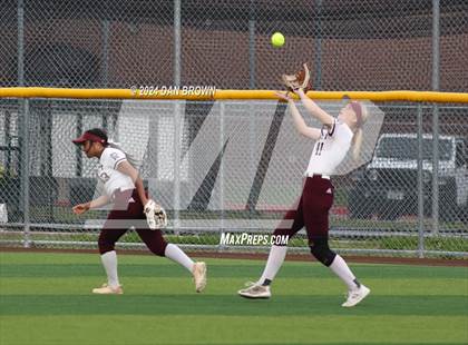 Thumbnail 2 in Rockwall-Heath vs Rowlett (UIL Region 2  Bi District) photogallery.