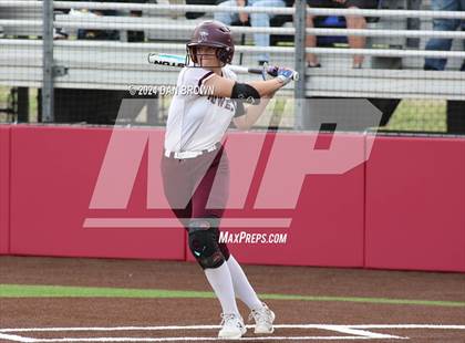Thumbnail 2 in Rockwall-Heath vs Rowlett (UIL Region 2  Bi District) photogallery.