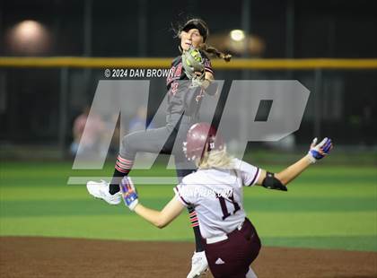 Thumbnail 2 in Rockwall-Heath vs Rowlett (UIL Region 2  Bi District) photogallery.