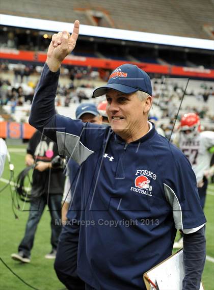 Thumbnail 3 in Rye Neck vs. Chenango Forks (NYSPHSAA Class C Final) photogallery.