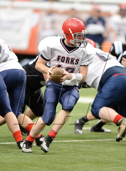 Thumbnail 1 in Rye Neck vs. Chenango Forks (NYSPHSAA Class C Final) photogallery.