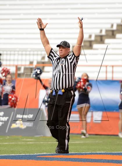 Thumbnail 1 in Rye Neck vs. Chenango Forks (NYSPHSAA Class C Final) photogallery.