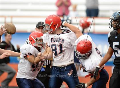 Thumbnail 1 in Rye Neck vs. Chenango Forks (NYSPHSAA Class C Final) photogallery.