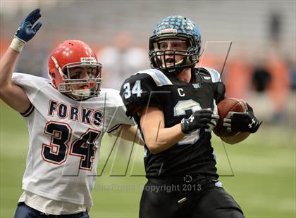 Thumbnail 3 in Rye Neck vs. Chenango Forks (NYSPHSAA Class C Final) photogallery.