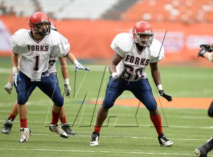 Thumbnail 1 in Rye Neck vs. Chenango Forks (NYSPHSAA Class C Final) photogallery.