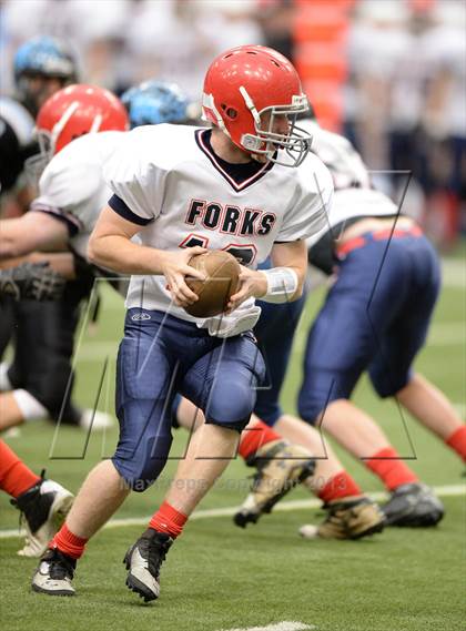 Thumbnail 3 in Rye Neck vs. Chenango Forks (NYSPHSAA Class C Final) photogallery.