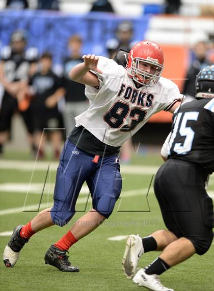 Thumbnail 1 in Rye Neck vs. Chenango Forks (NYSPHSAA Class C Final) photogallery.