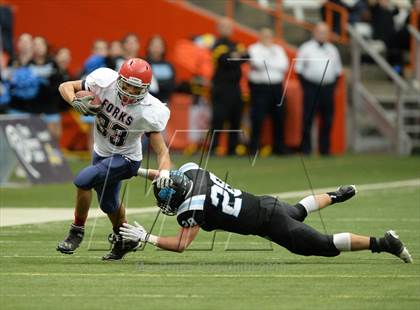 Thumbnail 1 in Rye Neck vs. Chenango Forks (NYSPHSAA Class C Final) photogallery.