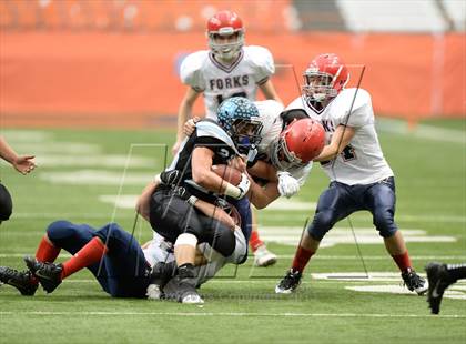 Thumbnail 3 in Rye Neck vs. Chenango Forks (NYSPHSAA Class C Final) photogallery.