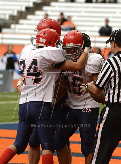 Thumbnail 2 in Rye Neck vs. Chenango Forks (NYSPHSAA Class C Final) photogallery.