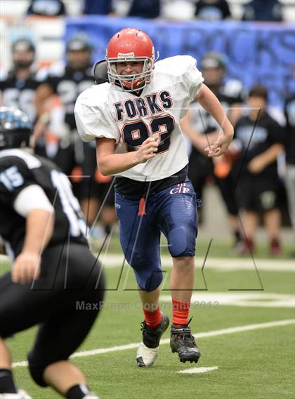 Thumbnail 3 in Rye Neck vs. Chenango Forks (NYSPHSAA Class C Final) photogallery.