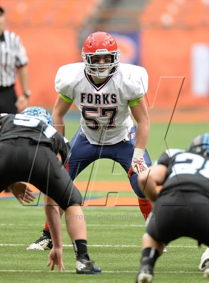 Thumbnail 3 in Rye Neck vs. Chenango Forks (NYSPHSAA Class C Final) photogallery.