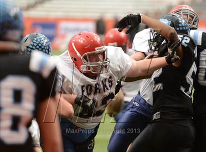 Thumbnail 1 in Rye Neck vs. Chenango Forks (NYSPHSAA Class C Final) photogallery.