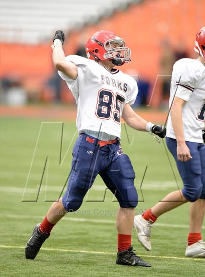 Thumbnail 3 in Rye Neck vs. Chenango Forks (NYSPHSAA Class C Final) photogallery.
