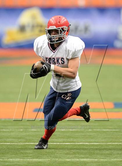 Thumbnail 3 in Rye Neck vs. Chenango Forks (NYSPHSAA Class C Final) photogallery.