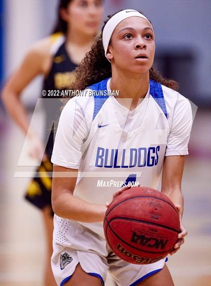 Thumbnail 2 in Del Oro @ Folsom photogallery.