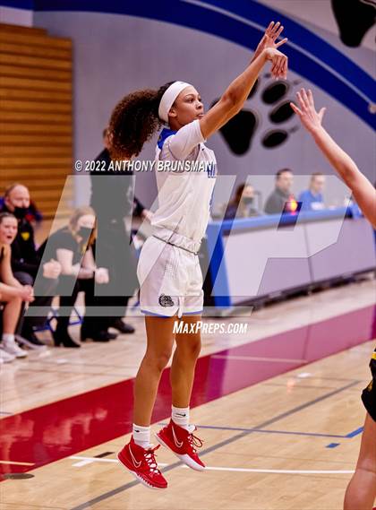 Thumbnail 2 in Del Oro @ Folsom photogallery.