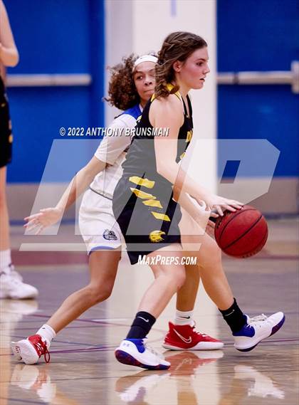 Thumbnail 1 in Del Oro @ Folsom photogallery.