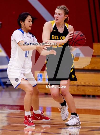 Thumbnail 2 in Del Oro @ Folsom photogallery.
