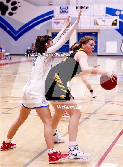 Thumbnail 1 in Del Oro @ Folsom photogallery.
