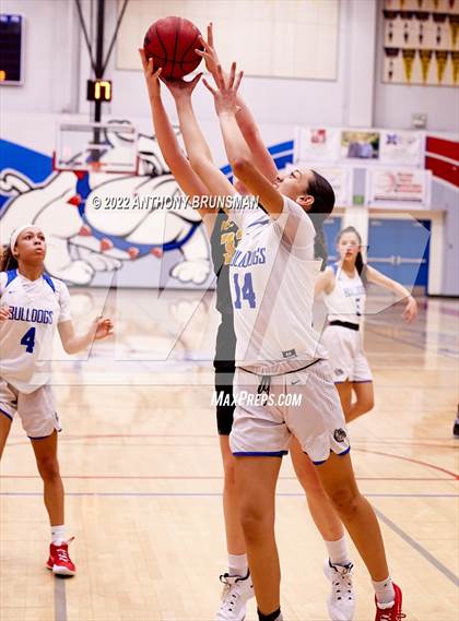 Thumbnail 1 in Del Oro @ Folsom photogallery.