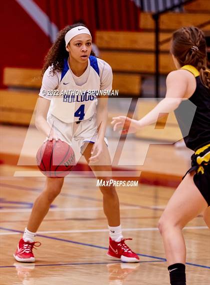 Thumbnail 1 in Del Oro @ Folsom photogallery.