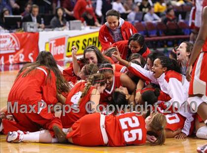 Thumbnail 3 in Carondelet vs. Mater Dei (CIF State D2 Final) photogallery.