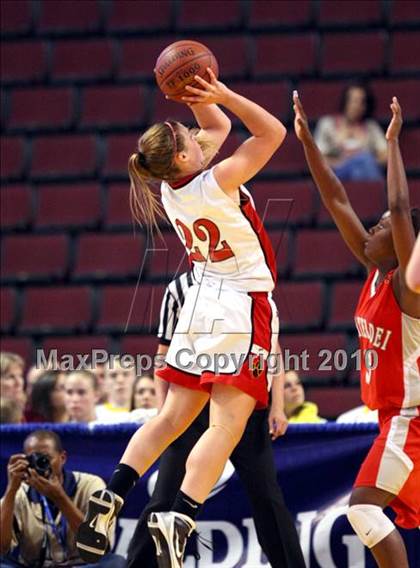 Thumbnail 1 in Carondelet vs. Mater Dei (CIF State D2 Final) photogallery.