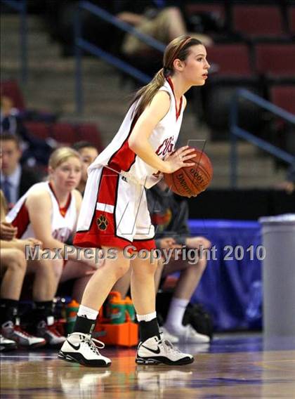 Thumbnail 3 in Carondelet vs. Mater Dei (CIF State D2 Final) photogallery.