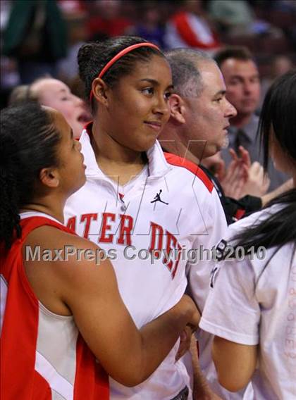 Thumbnail 2 in Carondelet vs. Mater Dei (CIF State D2 Final) photogallery.