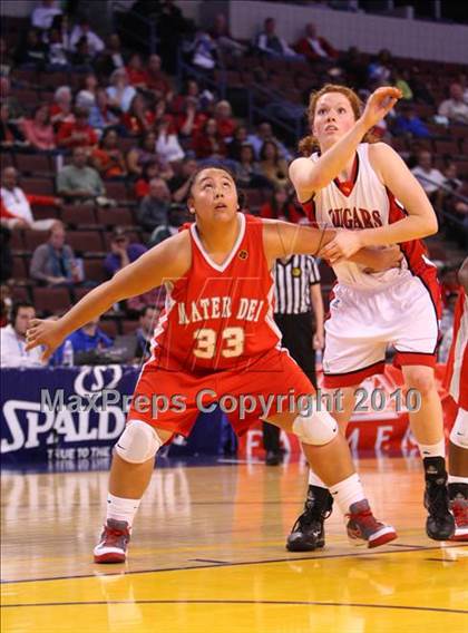 Thumbnail 2 in Carondelet vs. Mater Dei (CIF State D2 Final) photogallery.