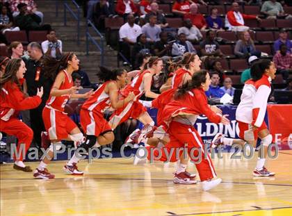 Thumbnail 3 in Carondelet vs. Mater Dei (CIF State D2 Final) photogallery.