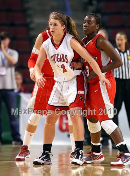 Thumbnail 3 in Carondelet vs. Mater Dei (CIF State D2 Final) photogallery.