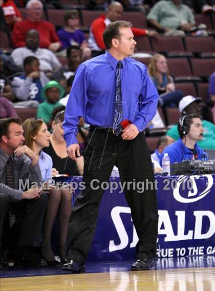 Thumbnail 1 in Carondelet vs. Mater Dei (CIF State D2 Final) photogallery.