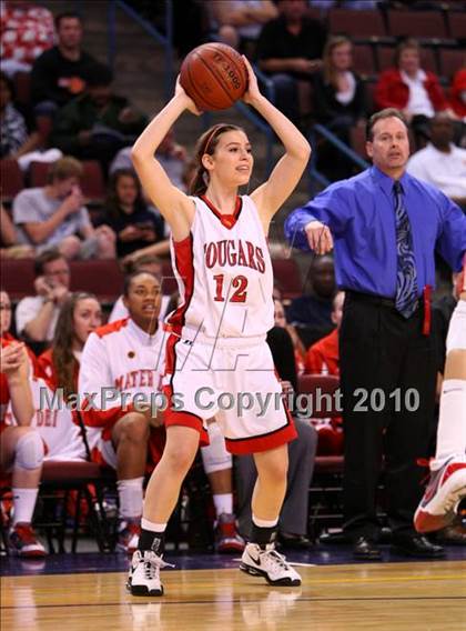 Thumbnail 1 in Carondelet vs. Mater Dei (CIF State D2 Final) photogallery.