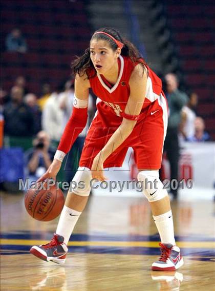 Thumbnail 3 in Carondelet vs. Mater Dei (CIF State D2 Final) photogallery.