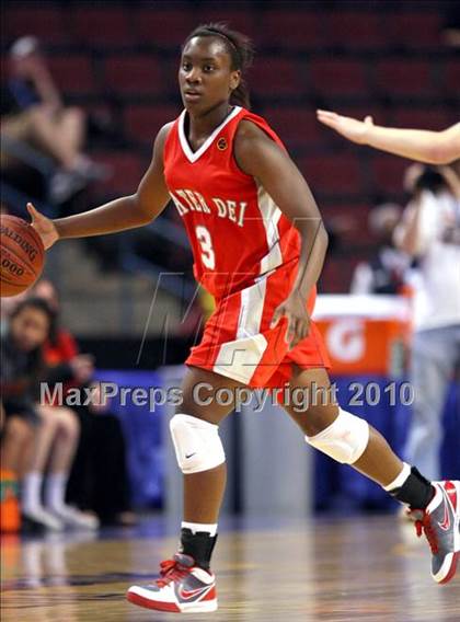 Thumbnail 2 in Carondelet vs. Mater Dei (CIF State D2 Final) photogallery.