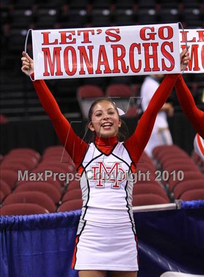 Thumbnail 1 in Carondelet vs. Mater Dei (CIF State D2 Final) photogallery.