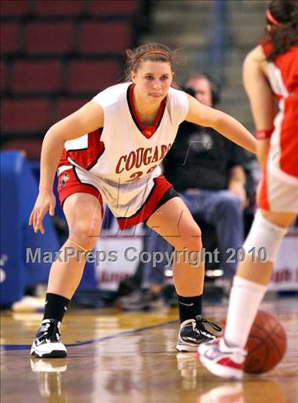 Thumbnail 3 in Carondelet vs. Mater Dei (CIF State D2 Final) photogallery.