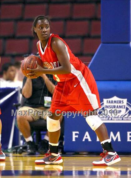 Thumbnail 2 in Carondelet vs. Mater Dei (CIF State D2 Final) photogallery.