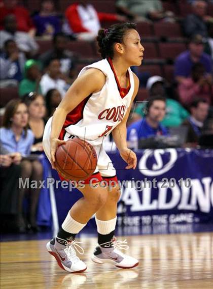 Thumbnail 2 in Carondelet vs. Mater Dei (CIF State D2 Final) photogallery.