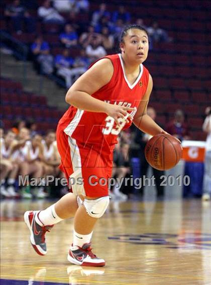 Thumbnail 3 in Carondelet vs. Mater Dei (CIF State D2 Final) photogallery.