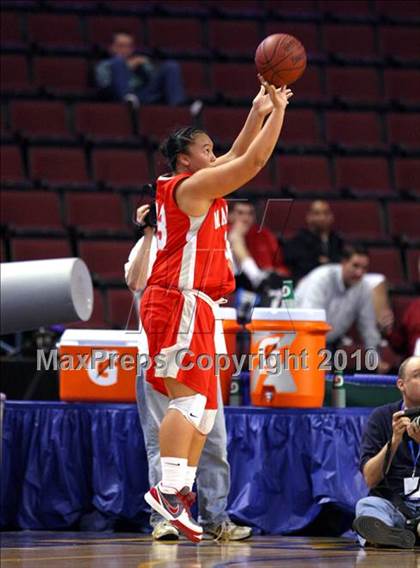 Thumbnail 1 in Carondelet vs. Mater Dei (CIF State D2 Final) photogallery.