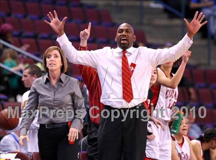 Thumbnail 1 in Carondelet vs. Mater Dei (CIF State D2 Final) photogallery.