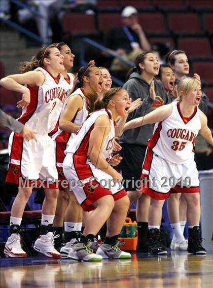 Thumbnail 3 in Carondelet vs. Mater Dei (CIF State D2 Final) photogallery.