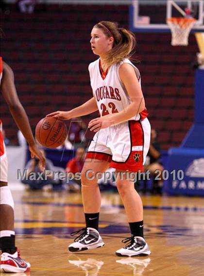 Thumbnail 1 in Carondelet vs. Mater Dei (CIF State D2 Final) photogallery.